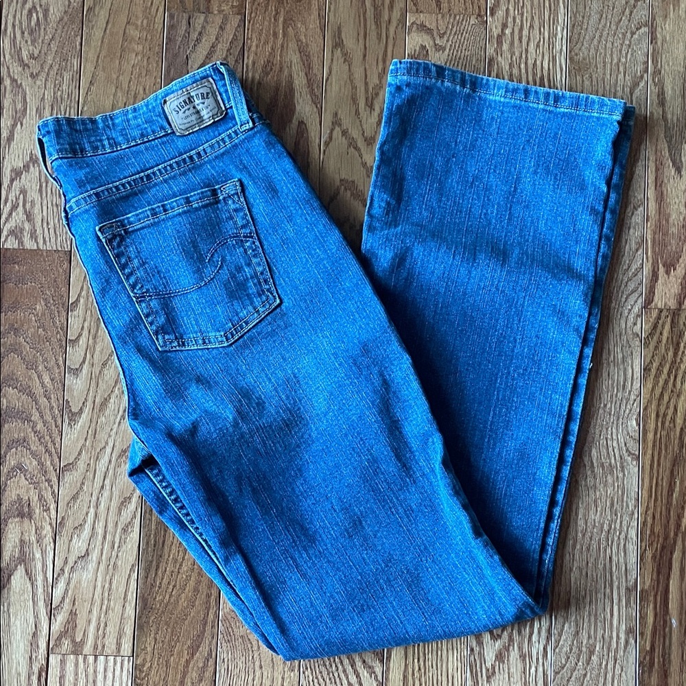 Ladies Levis Mid-Rise Boot-cut Blue Jeans